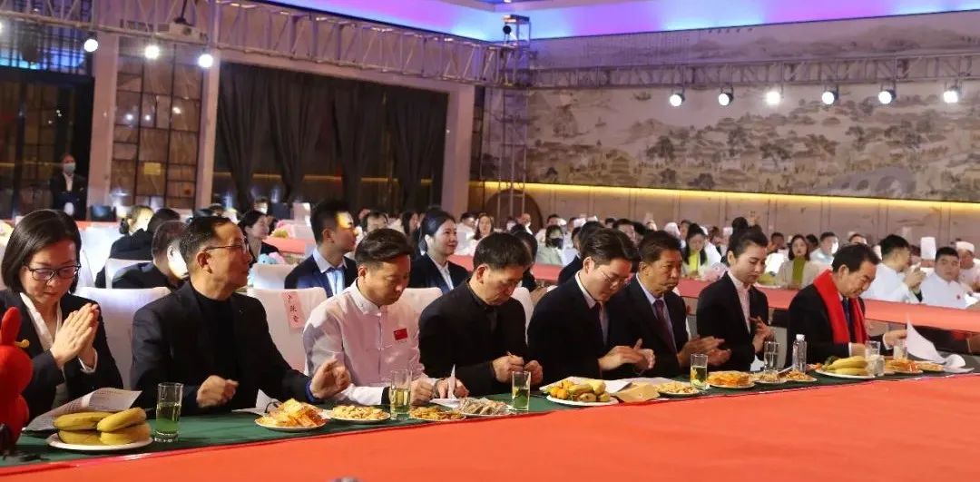 年会4.jpg